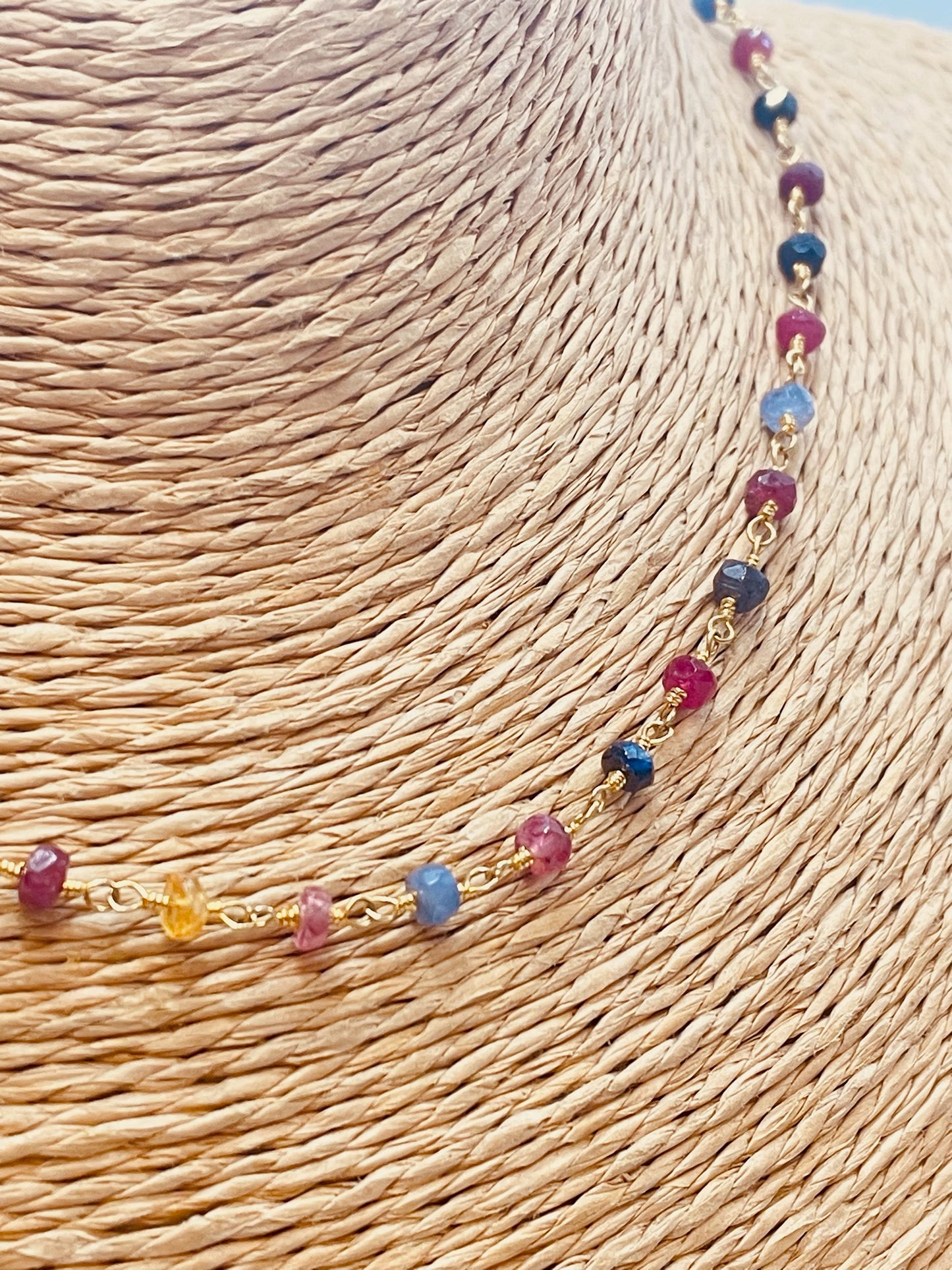 ZO4037 Collar Entorchado Zafiros 40 cm mas extensor 5 cm Baño Oro