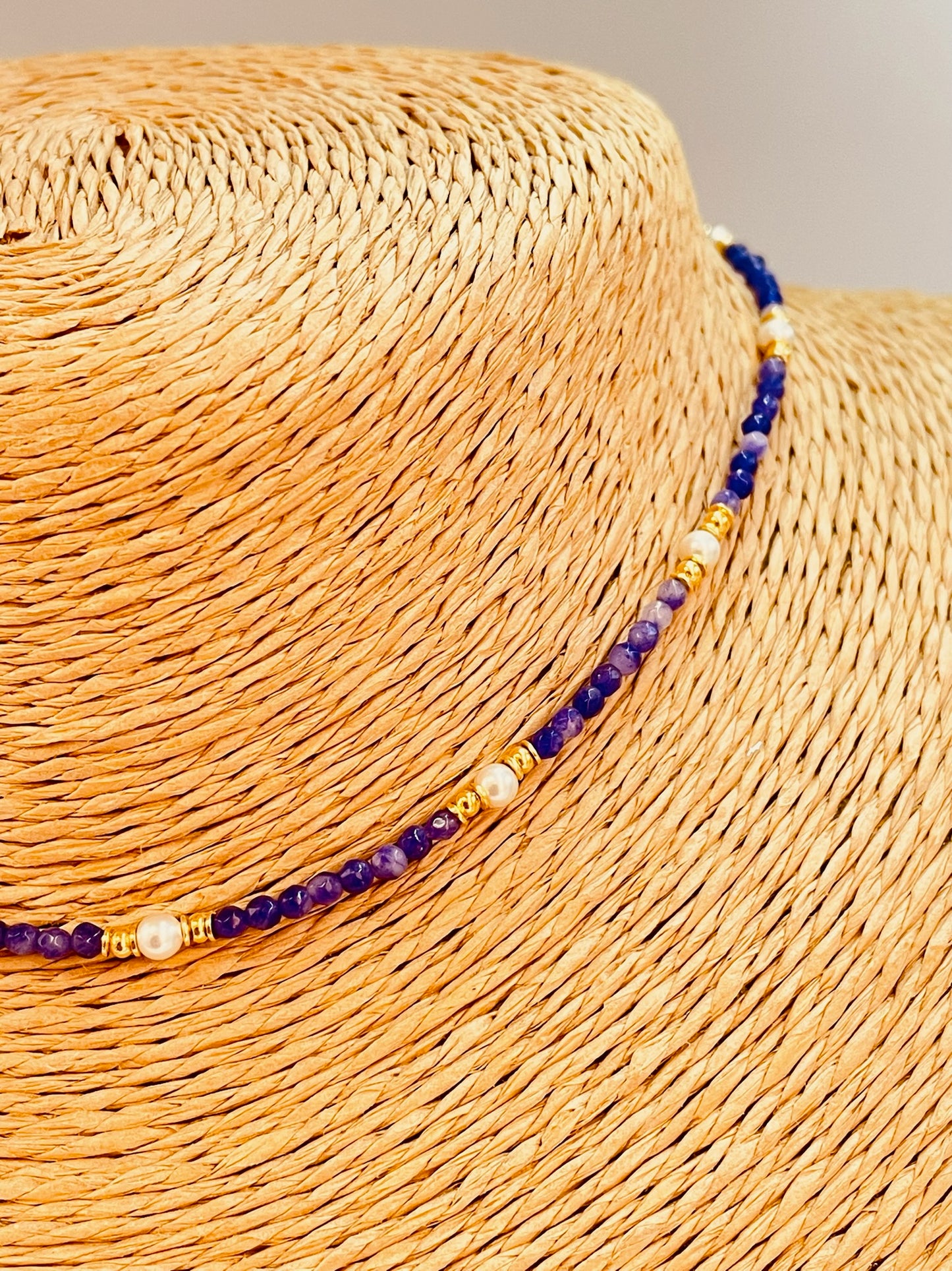 Joyas Bañadas en Oro ZO4062 Collar Amatista 2 mm Perlas 3 mm y Bolitas 2 mm Largo 40 cm y extensor de 5 cm Collar Baño Oro