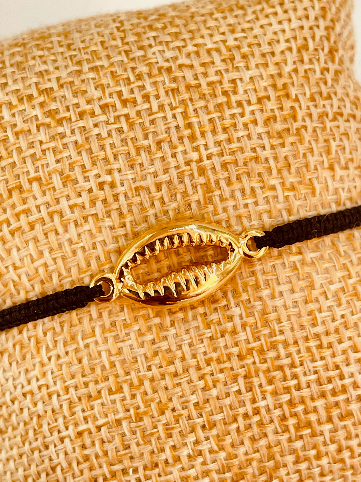 ZO3018 Pulsera Macramé Colores Diferentes Conectores Baño Oro