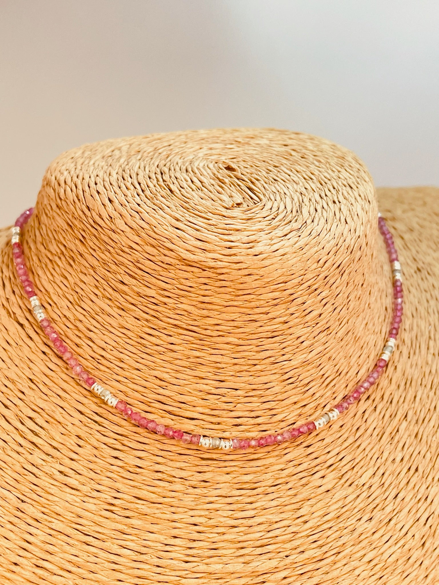 Joyas Bañadas en Plata ZP4059 Collar Cuarzo Rosa y Agua Marina 2 mm y Bolutas 2 mm Largo 40 cm y extensor de 5 cm Collar Baño Plata